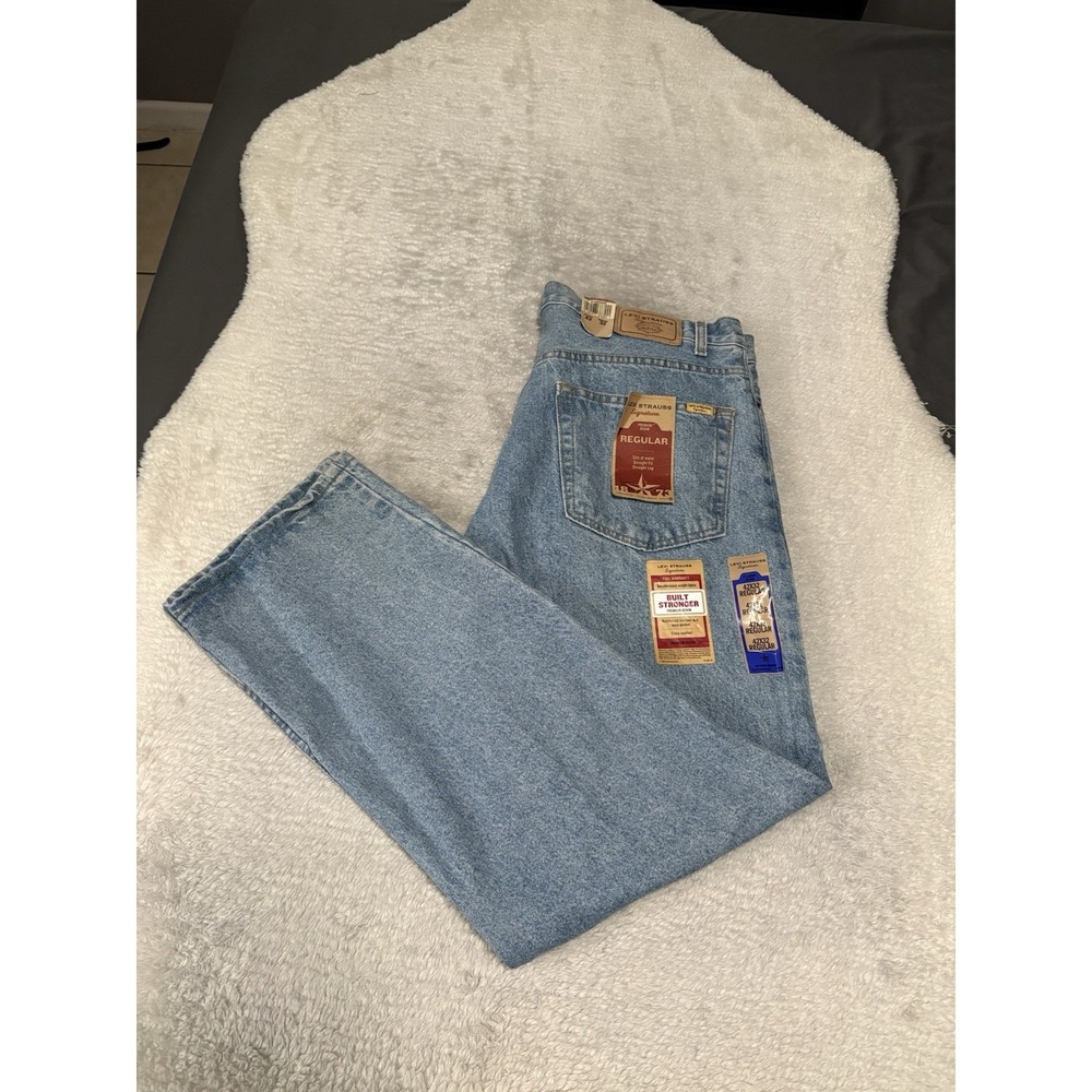 New Levi's Strauss Men's Blue Straight Denim Jeans Size 42x32 Cotton Pants